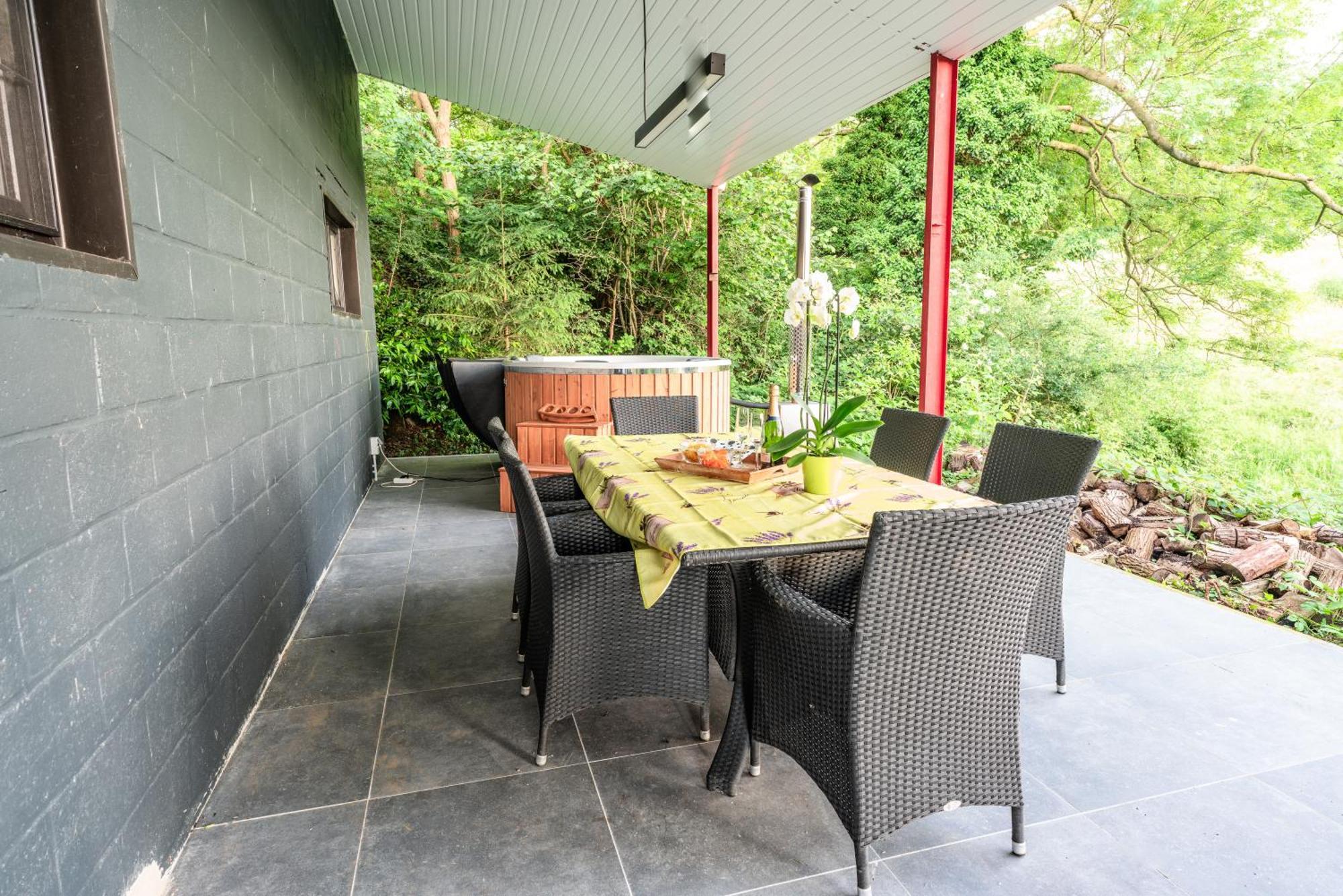 Guest House En Famille Ou En Couple A La Campagne Romsee Exterior foto
